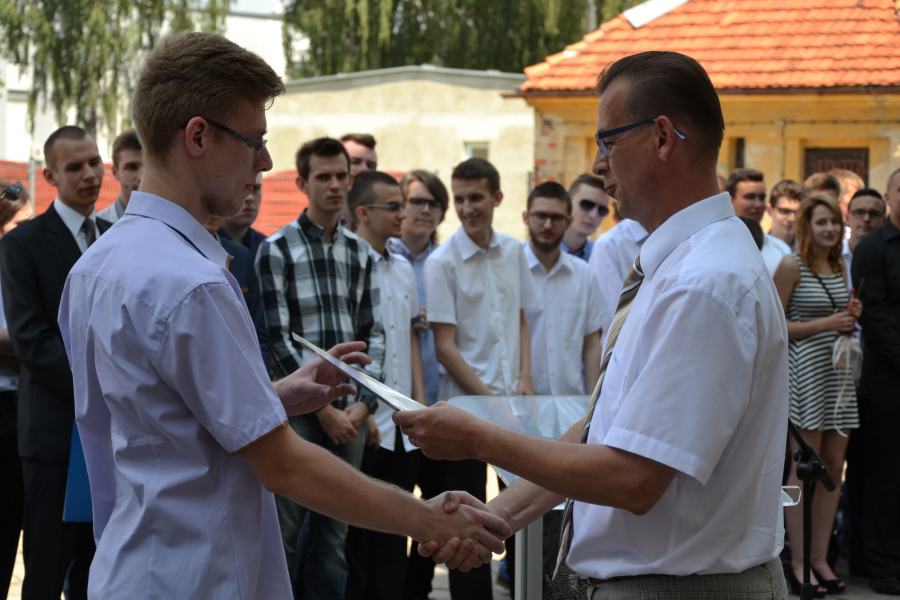 Zakoczenie roku szkolnego w Technikum Elektronicznym w Zduskiej Woli.